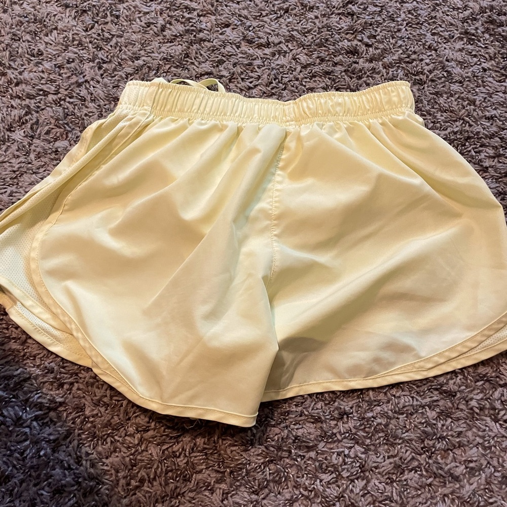 Women Nike Athletic Shorts- Medium